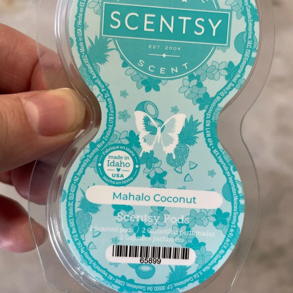 Scentsy Pods Mahalo Coconut refills NWT - Picture 2 of 3